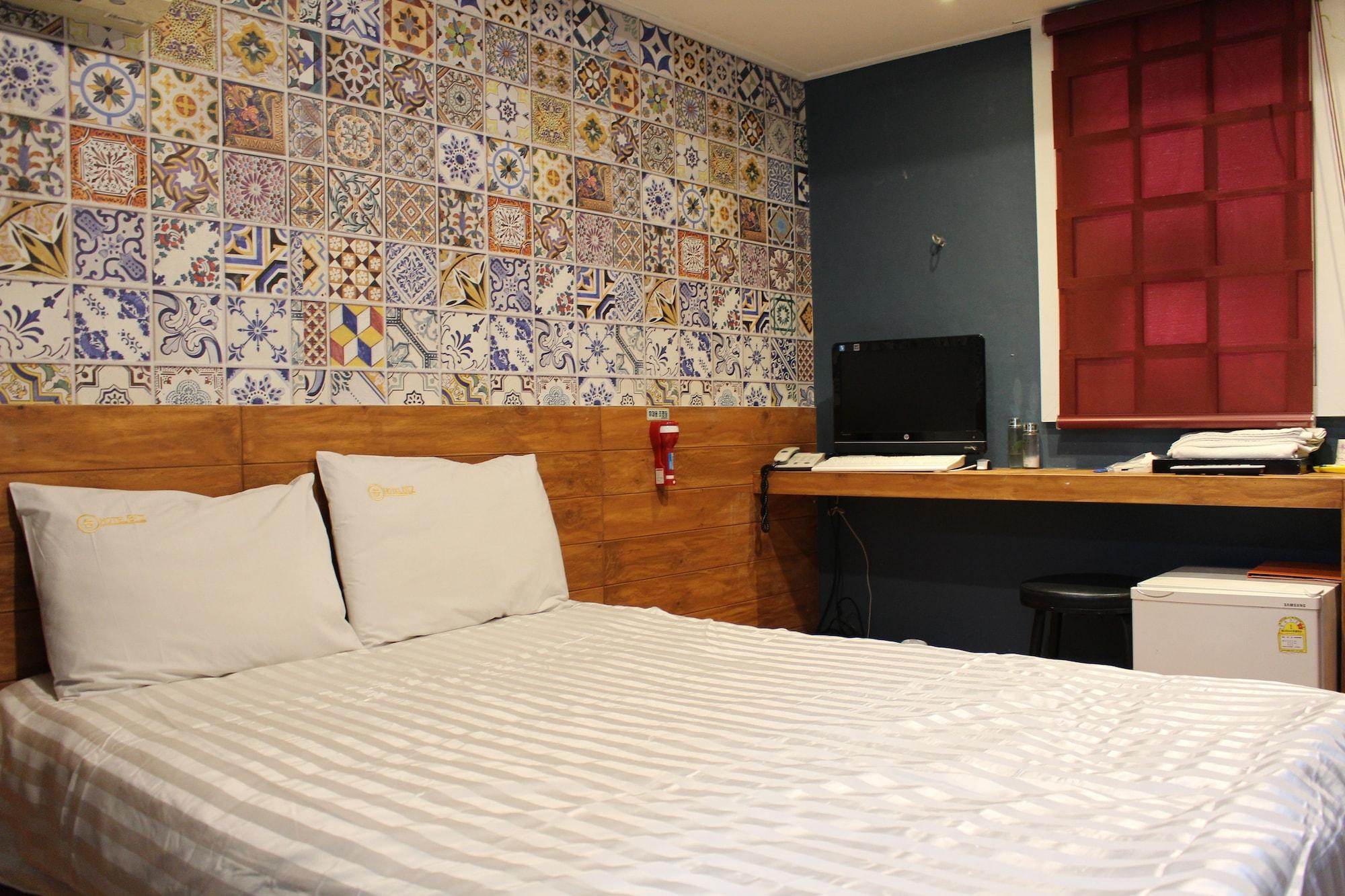 Hotel Biz Jongro - Insa-Dong Seoul Bagian luar foto